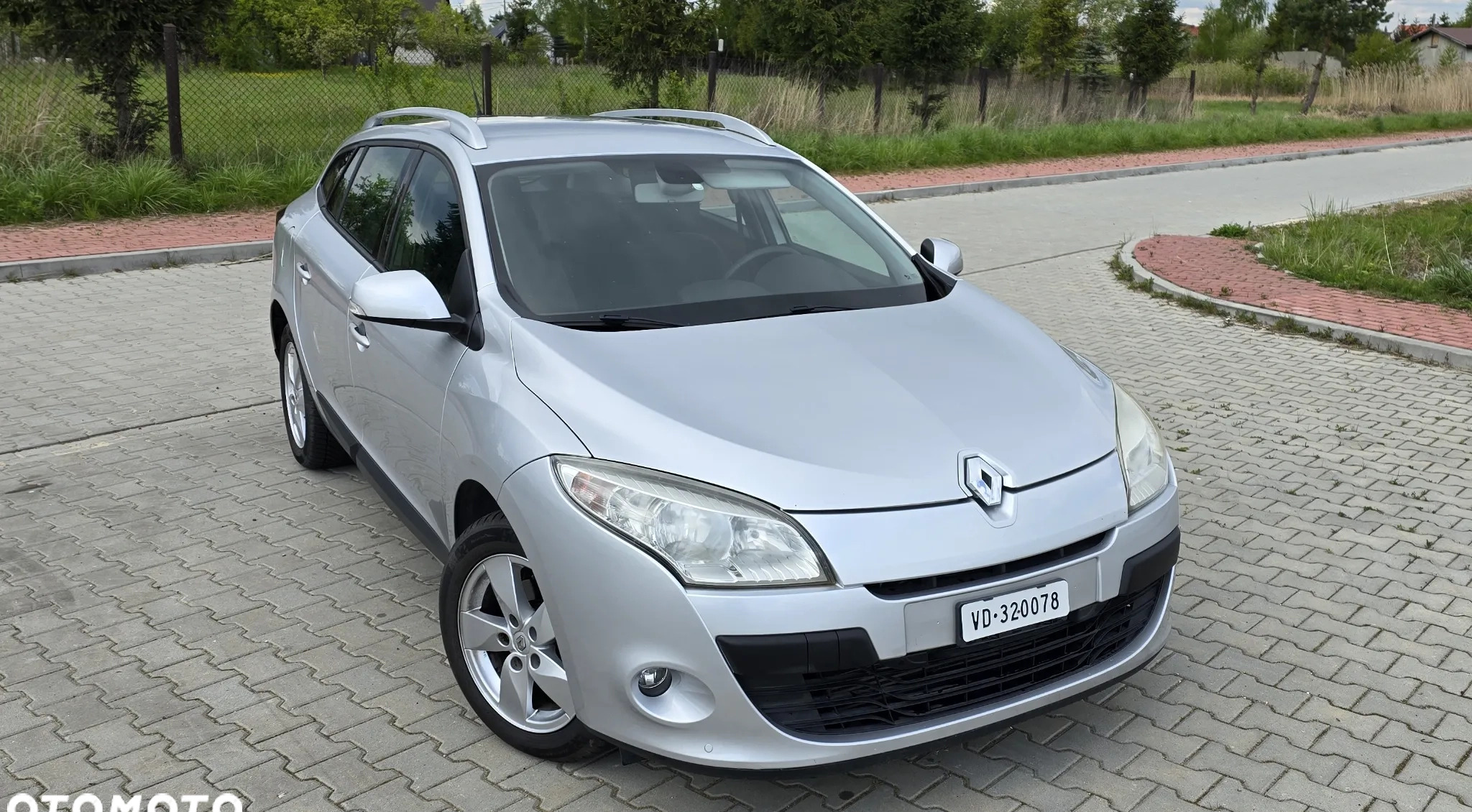 Renault Megane cena 19500 przebieg: 184600, rok produkcji 2010 z Zawiercie małe 121